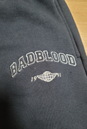 배드블러드(BADBLOOD) 유니버시티 로고 스웻 조거 - 네이비 후기