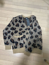 엘리오티(ELLIOTI) 20ELTFW003 LEOPARD MOHAIR CARDIGAN_BEIGE 후기
