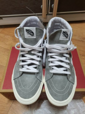 반스(VANS) 스케이트 하이 - (피그 스웨이드) 그레이프 주스:스노우 화이트 / VN0A4BV618Q1 후기
