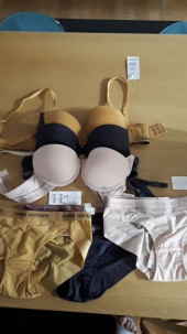 코데즈컴바인 이너웨어(CODES COMBINE INNERWEAR) 아웃밴드 솔리드 다크그레이 브라 팬티 세트 후기