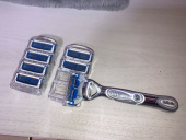 질레트(GILLETTE) 스킨텍 파워 1+6 기획팩 (파워 면도기 1개+면도날 6up) 후기