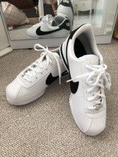 나이키(NIKE) 코르테즈 베이직 GS 우먼스 904764-102 후기
