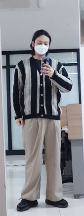 태우(TAEWOO) Vertical Striped Cardigan Black 후기
