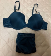 코데즈컴바인 이너웨어(CODES COMBINE INNERWEAR) 레터링 아웃밴드 그린 브라 팬티 세트 후기