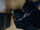 게스언더웨어(GUESS UNDERWEAR) 블랙 시그니처 아웃밴드 브라 팬티 세트 후기
