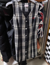 하트클럽(HEART CLUB) Heart Check Button Sleeveless Dress (Black) 후기