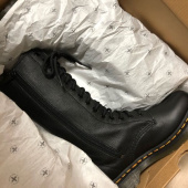닥터마틴(DR.MARTENS) 1B99 버지니아 14홀 부츠 블랙 / 11820008 후기