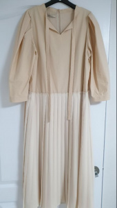 비뮤즈맨션(BEMUSE MANSION) Volume sleeve pleats dress - Nude beige 후기