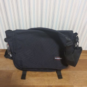 이스트팩(EASTPAK) AUTHENTIC 숄더백 제이알 EKCBS02 8 후기