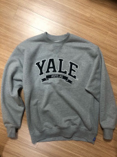 피지컬 에듀케이션 디파트먼트(PHYSICAL EDUCATION DEPARTMENT) YALE FLAG CREWNECK GRAY 후기