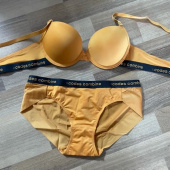 코데즈컴바인 이너웨어(CODES COMBINE INNERWEAR) 배색 로고 밴드 머스타드 브라 팬티 세트 후기