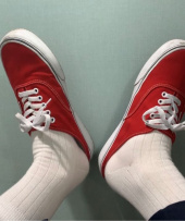 반스(VANS) 어센틱 뮬 - 레이싱 레드:트루 화이트 / VN0A54F7JV61 후기