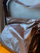아모멘토(AMOMENTO) TYVEK SMALL BAG - BROWN 후기