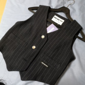 오드원아웃(ODDONEOUT) 3 Button stripe vest_NAVY 후기