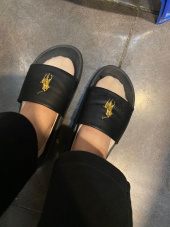 폴로 랄프 로렌(POLO RALPH LAUREN) 케이슨 포니 슬라이드 샌들 - 블랙 후기