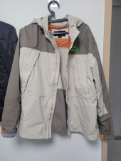 예스아이씨(YESEYESEE) Y.E.S Travel Parka Black 후기