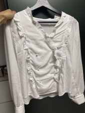 아웃엑소(OUTX.O) two button frill blouse ivory 후기