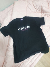 클레클레(CLECLE) curve logo tee (black) 후기