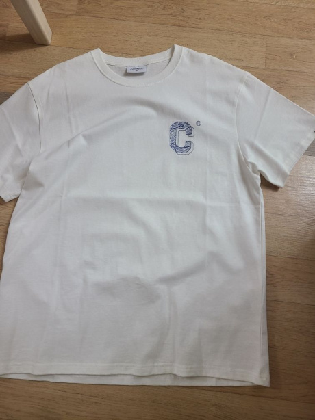 커버낫(COVERNAT) 드로잉 C 로고 자수 티셔츠 화이트 후기