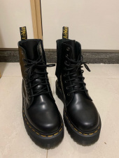 닥터마틴(DR.MARTENS) 제이든 8홀 블랙 15265001 후기