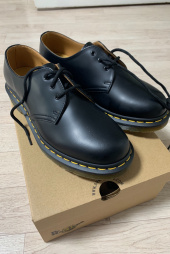 닥터마틴(DR.MARTENS) 1461 3홀 모노 블랙 14345001 후기