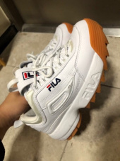 휠라(FILA) 디스럽터 2 (FS1HTB1072XWBR) 후기