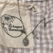 어거스트 하모니(August Harmony) Angel necklace (Silver/surgicalsteel) 후기