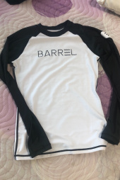 배럴(BARREL) 우먼 이브 래쉬가드 화이트/블랙 (BW5WRGT009WBSM) 후기