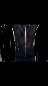 배럴(BARREL) 맨 해리 루즈핏 집업 래쉬가드 블랙 (BWGMRGT004BKMM) 후기