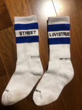 러브이즈트루 스트릿(LUVISTRUE STREET) LIT/S STREET LINE SOCKS(BLUE) 후기