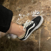 반스(VANS) 올드스쿨 뮬 - 블랙/트루화이트/ VN0A3MUS6BT1 후기