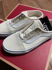 반스(VANS) 올드스쿨 뮬 - 클래식화이트/트루화이트 / VN0A3MUSFRL1 후기