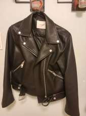 레이디 볼륨(LADY VOLUME) 19 zipper belt riders jacket 1 후기