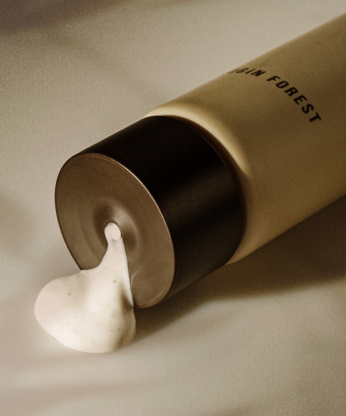 LOGiN FOREST Bourbon Vanilla Shaw Comfy Cream In Shower