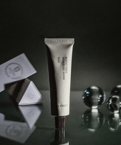 LOGiN FOREST Scent Free Moisture Hand Cream 30ml