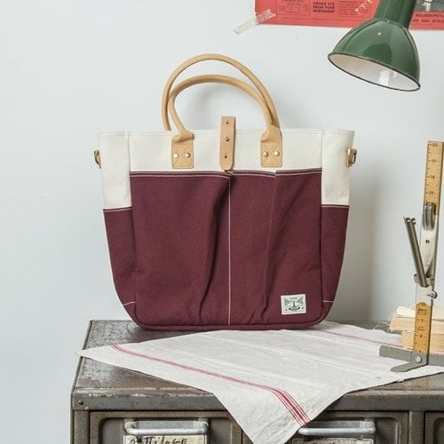 디노트(DENOTE) 데비트 토트백 - 버건디 - 189,000원 | 무신사 스토어