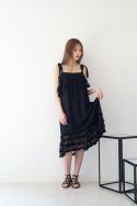 멜팅글로우(MELTINGLOW) Black butterfly long dress