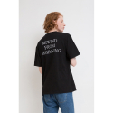 사일런트 소사이어티(SILENT SOCIETY) 이센셜 리와인드 티셔츠 - 블랙