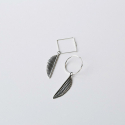 펑키허스크(FUNKIHUSK) Figure Leaf Earring A