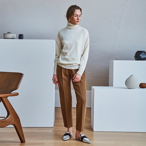 메종드이네스(MAISONDEINES) PINTUCK WOOL PANTS_BROWN - 188,100원 | 무신사 스토어