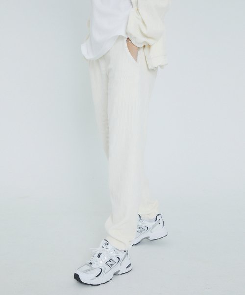 MUSINSA AFRESH Veloa Corduroy Jogger Pants Ivory