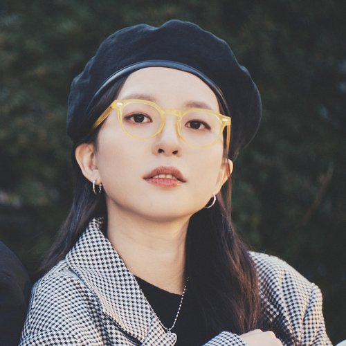 ALO EYEWEAR - [ALOXROUNZ] Boston Frame ARA7101 C1 Amber