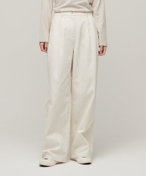 MUSINSA STANDARD WOMAN - Women's Two-Tuck Wide Chino Pants [Cream]