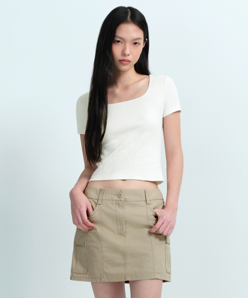 MUSINSA STANDARD WOMAN - Women's Slim Square Neck T-Shirt [Cream]
