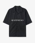 지방시(GIVENCHY) 남성 로고 셔츠 - 블랙 / BM60T51YC8001