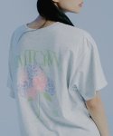 로맨틱크라운(ROMANTIC CROWN) 워터 프린팅 플라워 티셔츠_라이트 그레이