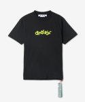 오프 화이트(Off White) 남성 로고 반소매 티셔츠 - 블랙 / OMAA027S23JER0061050