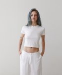 르브아시스(REVOIRSIS) needlework crop t-shirt white