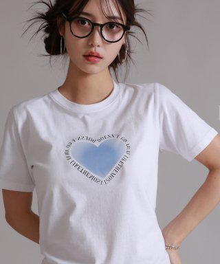 라이크더모스트(LIKE THE MOST) 스카이 하트 우먼 레귤러 베이직 티셔츠