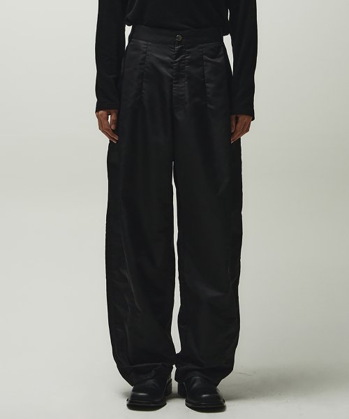 MUSINSA THE ANTI PLATFORM One Tuck Wide Pants Black